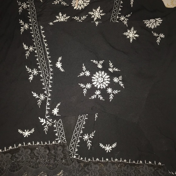 Beautiful free people cardigan/shawl! - Picture 2 of 4
